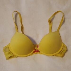 Victoria's Secret Pink Yellow Lace Push Up Bra, 34A